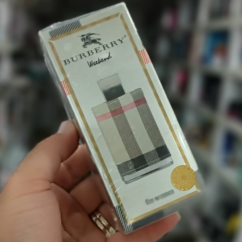 ادکلن باربری 100 میل burberry عطر زنانه خوشبو
